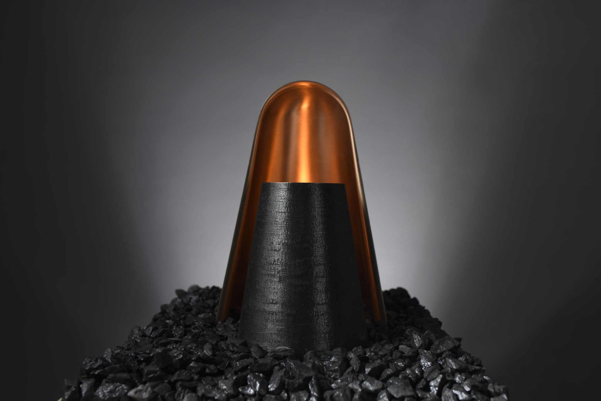 IGNA bronze table lamp, front view